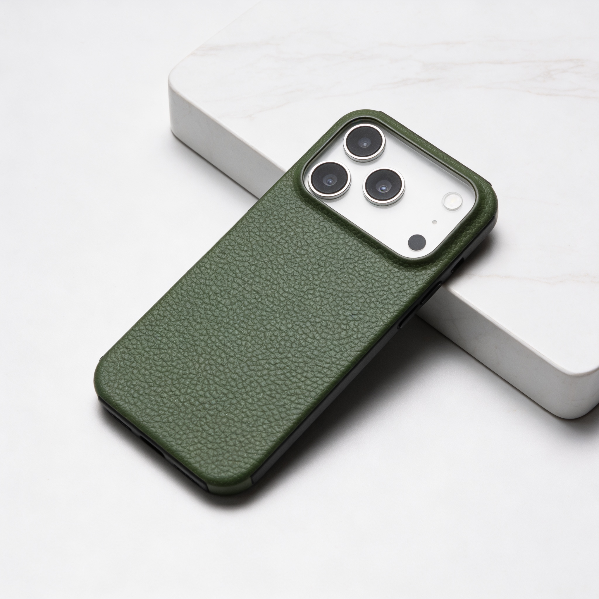 Melkco Lioré™ Leather Case