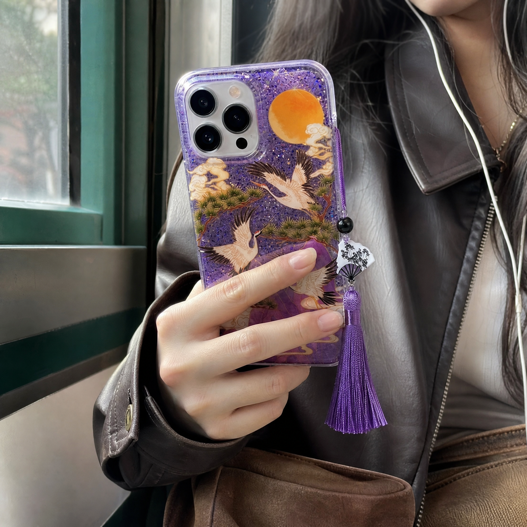 Lunara — Crane Case
